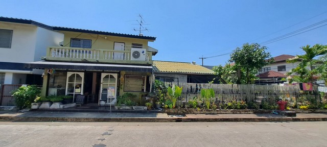 บ้านเดี่ยว 2 ชั้น หมู่บ้านสัมมากร 1 : 67 ตร.วา 185 ตร.ม. 3 ห้องนอน 3 ห้องน้ำ, เดินทางสะดวก ใกล้ MRT สายสีส้ม