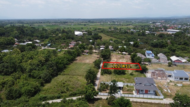 พื้นที่ดิน – ใหญ่ขนาด 62 ตรว. 1 งาน 0 RAI 600000 บาท.   สภาพเยี่ยม! เชียงใหม่