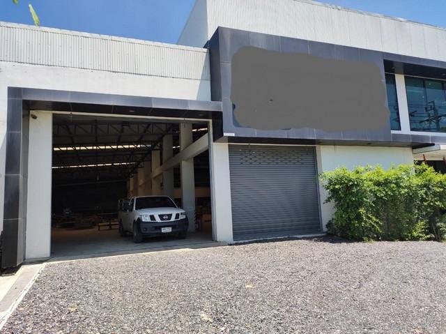 ขายโกดังพร้อมสำนักงาน 2 หลัง เนื้อที่ 2 ไร่ 2 งาน ย่านลาดกระบัง ถนนเจ้าคุณทหาร ใกล้สนามบินสุวรรณภูมิ