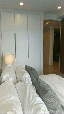 15 Sukhumvit Residence safe peaceful livable 20th floor BTS Nana