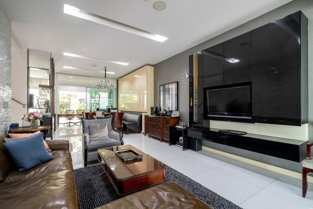 ขายTownhome 3.5 ชั้น The Landmark Residences ลาดพร้าว ใกล้MRTลาดพร้าว