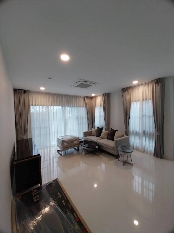 ให้เช่าบ้านเดี่ยว2ชั้น 4 นอน ย่านกรุงเทพกรีฑา พร้อมเฟอร์นิเจอร์ Nantawan Rama 9-New Krungthepkreetha Super luxury
