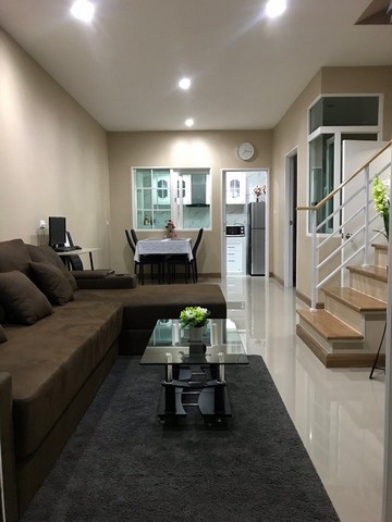 townhome ทาวน์โฮม 2 ชั้น โกลเด้นทาวน์ 2 ลาดพร้าว-เกษตรนวมินทร์ 3450000 THAI BAHT 4BR2น้ำ 19 ตร.วา   ราคางาม ต่อเติมแล้ว พร้อมอยู่