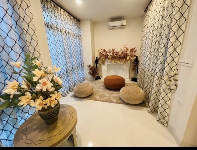 บ้าน บ้านนันทวัน พระราม9กรุงเทพกรีฑาตัดใหม่ area 0 ไร่ 1 Ngan 46 sq.wa 4 BEDROOM 65000000 THAI BAHT ใกล้กับ รร.นานาชาติเวลลิงตัน ,ไบรตัน FOR SALE