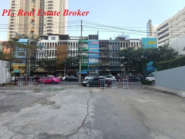 ขายที่ดินถมแล้ว 400 ตรว ติดถนนเอกมัย สุขุมวิท 63 ใกล้ BTSเอกมัย  ใกล้ถนนเพชรบุรี