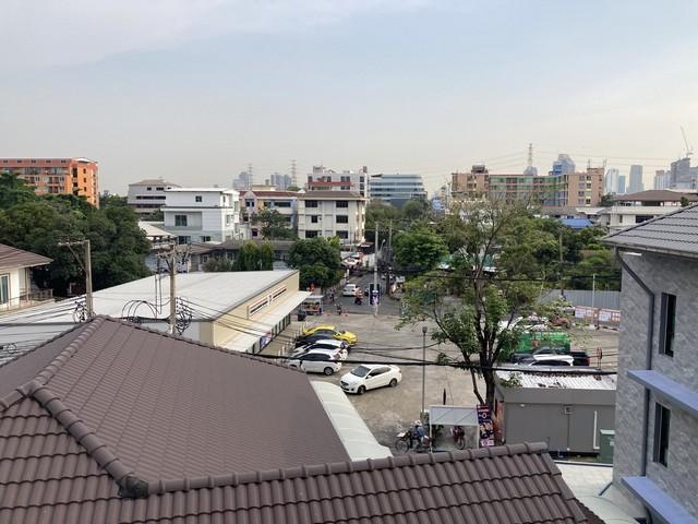 ให้เช่าโฮมออฟฟิศ 4 ชั้น สร้างใหม่ ขนาดใหญ่ ใกล้ MRT สุทธิสาร เหมาะทำสำนักงาน