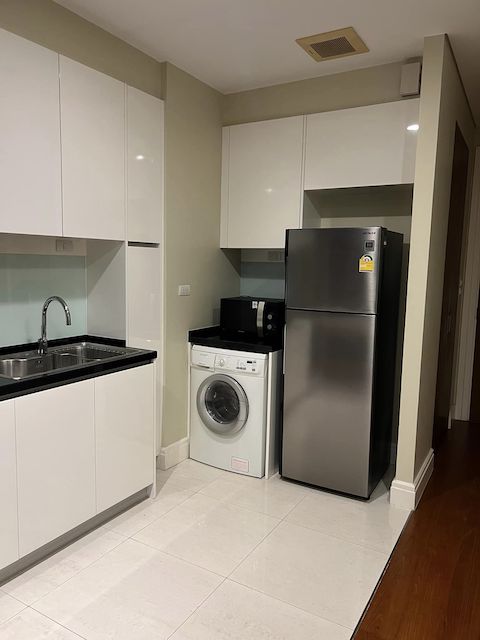 Bright Sukhumvit 24 private convenient 18th floor BTS Phrom Phong