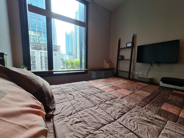 Edge Sukhumvit 23 private clean safe 6th floor BTS Asoke