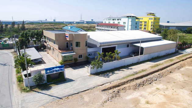 ขายโรงงานพร้อมที่ดิน ถนนเทพารักษ์ กม.19 ที่ดิน 541 ตารางวา สีม่วง มีใบ รง 4 โรงงานสร้างใหม่เปิดใช้งานมา7 ปี