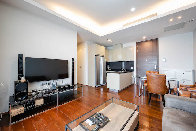 Quattro Thonglor spacious safe private 33rd floor BTS Thonglor