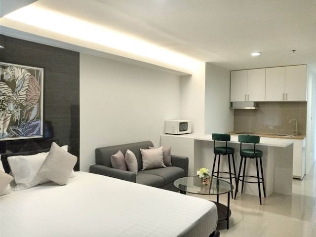 The Capital Sukhumvit 30 Pet Friendly private 6th floor BTS Phrom Phong