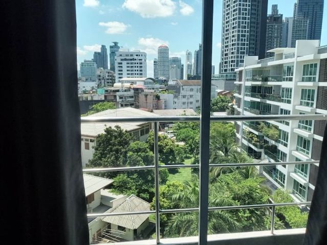 The Capital Sukhumvit 30 Pet Friendly private 6th floor BTS Phrom Phong