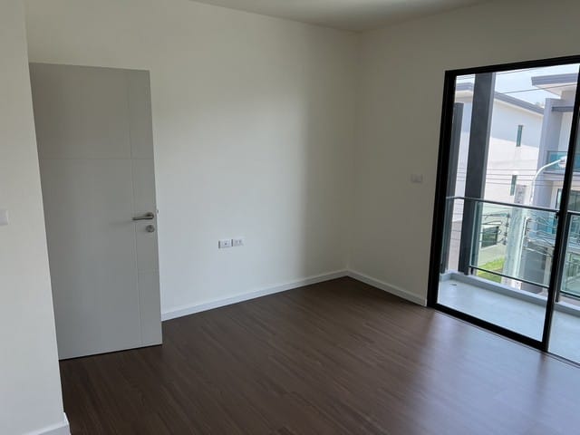 S2394 ให้เช่าทาวน์โฮม 3 ชั้น โครงการทาวน์ อเวนิว เมิร์จ รัตนาธิเบศร์ ใกล้เซ็นทรัลเวสต์เกต