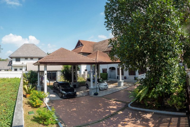 บ้าน หมู่บ้านนวธานี 7BR 56 ตร.ว. 2 NGAN 0 ไร่ 40000000 บาท. ใกล้ แฟชั้นไอซ์แลนด์ ทรัพย์สวย กรุงเทพ