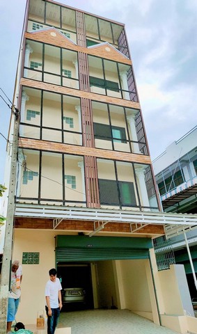 ขายหอพัก 5 ชั้น 10 ห้อง 5.6ล้านบาท เขตเทศบาล นครสวรรค์ ทำเลดี