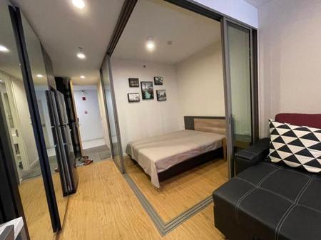 P32CR2304001 Condo For Rent Siamese Surawong 1 Bedroom 1 Bathroom Size 34 sqm.