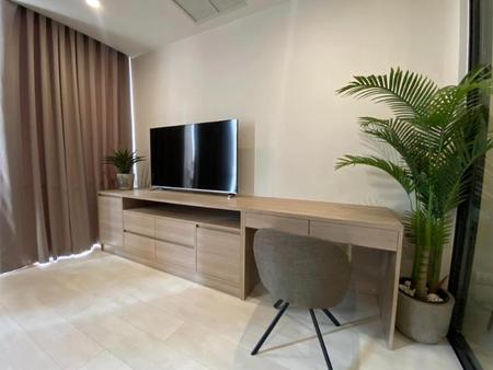 P35CR2304066 Condo For Rent Noble Ploenchit 1 Bedroom 1 Bathroom Size 45 sqm.