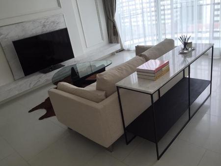 P10CR2010071 Condo For Rent Royce Private Residence Sukhumvit 31 3 Bedroom 3 Bathroom Size 143 sqm.