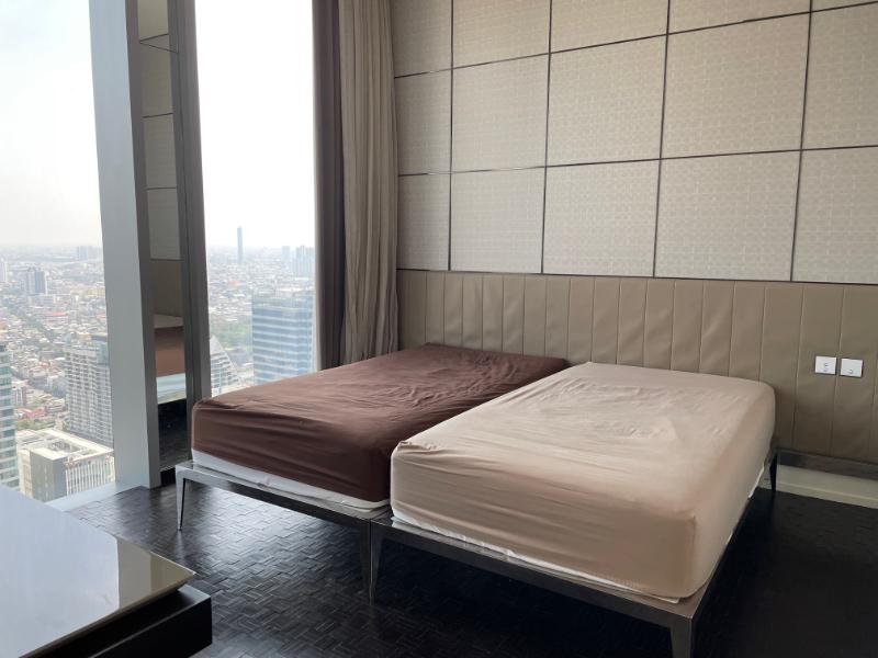 P17CR2305010 Condo For Rent The Ritz – Carlton Residences at MahaNakhon 2 Bedroom Size 125 sqm.