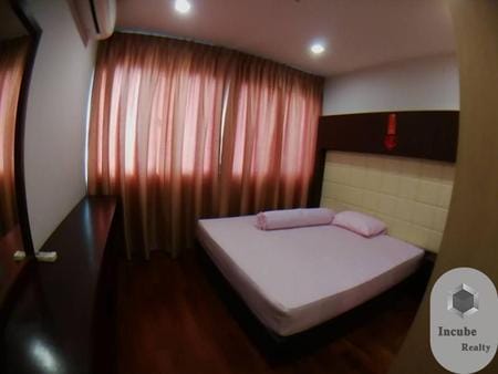 P33CR1910046 Condo For Rent The Star Estate @ Narathiwas 1 Bedroom 1 Bathroom Size 64.55 sqm.