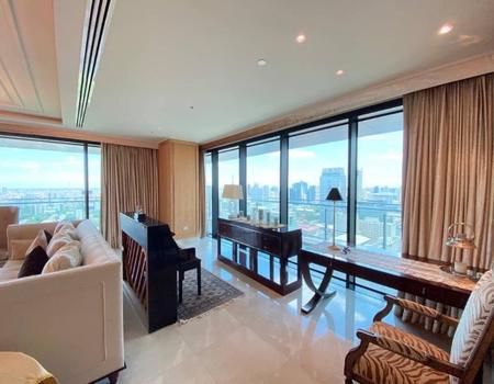 P17CR2305008 Condo For Rent The Residences at The St. Regis Bangkok 3 Bedroom Size 440 sqm.