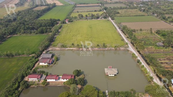 ขายที่ดินพร้อมสิ่งปลูกสร้าง  บางบัวทอง นนทบุรี พื้นที่รวม 20-3-17 ไร่ ที่ดินสวยมาก ติดถนนสาธารณะ