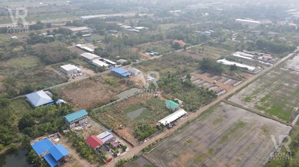 ขายที่ดินแปลงสวย คลองหลวง ปทุมธานี พื้นที่รวม 5-2-62 ไร่ ระบบสาธารณูปโภค น้ำ ไฟ ครบครัน