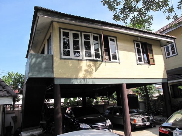 ขายบ้านแถวพุทธมณฑลสาย2 ซอย24 (พัฒนา) ใกล้ Paseo Park กาญจนาภิเษก เจ้าของขายเอง โทร 064-626-3295