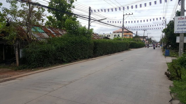 ขายที่ดิน สีม่วง 17 ไร่  สมุทรสาคร  ซอยวัดคลองมะเดื่อ  ไร่ล่ะ 6  ล้าน