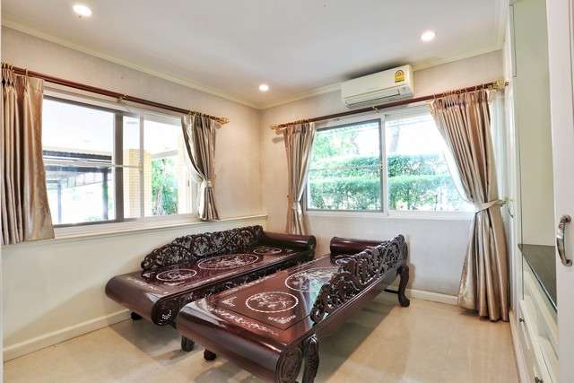 บ้าน  Q House Avenue พระราม5 ขนาดเท่ากับ 195 ตร.วา 29900000 BAHT   ทรัพย์ดี ๆ