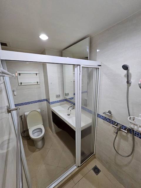 BH2226 ปล่อยเช่าคอนโด Life @ Sukhumvit 65 ชั้น 18  ใกล้ BTS พระโขนงห้องหันไปทางทิศตะวันออก 29 ตร.ม. 1 ห้องนอน 1 ห้องน้ำ