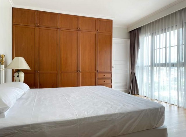 Sathorn Gardens 2 Bedroom Condo for Rent, close to MRT Lumpini & BTS Sala Daeng