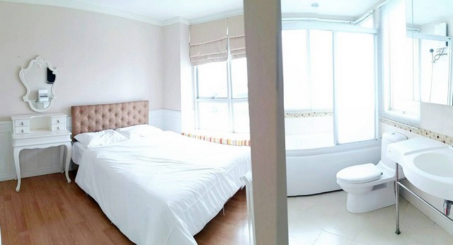 คอนโดฯ ไลฟ์ แอท รัชดา Life @ Ratchada 63 ตรม  28000 บาท. ราคางาม กรุงเทพ