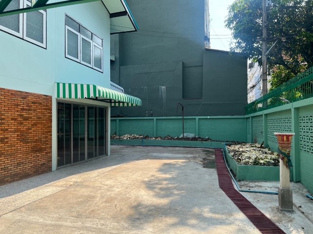 บ้านเดี่ยวให้เช่า  :            บางซื่อ กรุงเทพมหานคร
