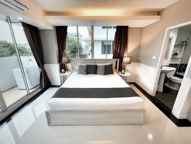 The Waterford Sukhumvit 50 Pet Friendly Free maid service 1 time a week BTS On Nut