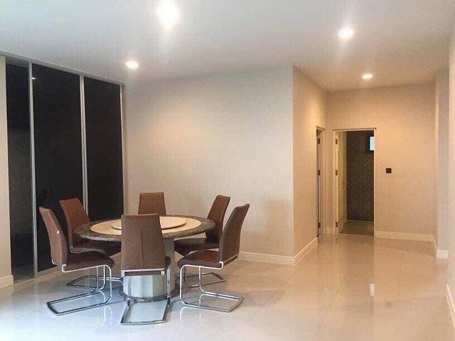 ให้เช่า บ้านเดี่ยว 2 ชั้น 3 ห้องนอน 4 ห้องน้ำ กรุงเทพกรีฑา ใกล้โรงเรียน นานาชาติ 2 แห่ง