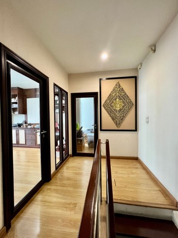 ด่วน ขายบ้านแฝด 3 ชั้น ตกแต่ง style Loft โครงการไอริส เรสซิเดนซ์ ประดิษฐ์มนูธรรม ใกล้เลียบด่วนถนนเอกมัยรามอินทรา ใกล้ CDC