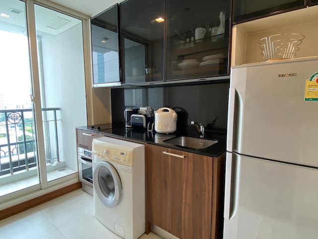 Ivy Thonglor safe peaceful clean 10th floor BTS Thonglor