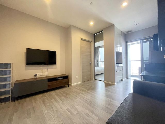 The Room Sathorn St Louis nice clean 12th floor BTS Surasak