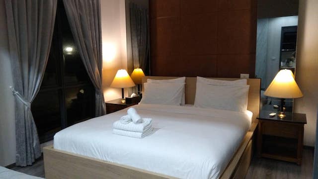 The Rich Sathorn Taksin clean spacious 7th floor BTS Wongwian Yai