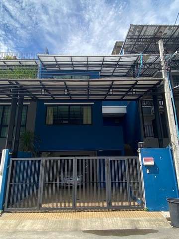 โฮมออฟฟิศ 5 ชั้น มีดาดฟ้า ให้เช่า ซ.ลาดพร้าว41 (ซ.ภาวนา5) แยก 6-9 ใกล้ไฟฟ้า BTS สถานีภาวนา เพียง 1 กม.