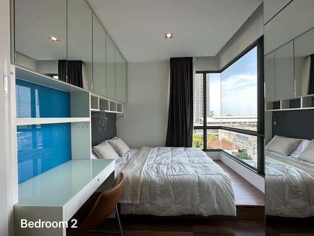 The Room Sukhumvit 62 clean spacious safe 7th floor BTS Punnawithi