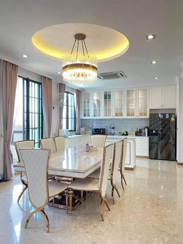 ขายด่วน! บ้าน เดออะแกรนด์ปิ่นเกล้า พ.ท. 0 ไร่ 0 NGAN 134 ตาราง-วา 5 BEDROOM 5 BR 28000000 thb อยู่สบาย