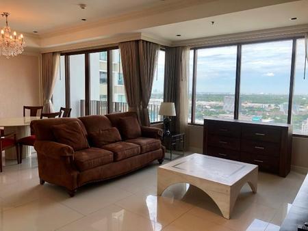 P10CR2206025 Condo For Rent The Emporio Place 2 Bedroom 2 Bathroom Size 105 sqm.