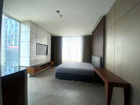 P17CR2206001 Condo For Rent The Park Chidlom 2 Bedroom 3 Bathroom Size 146 sqm.