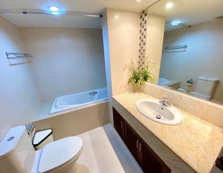 P33CR2305009 Condo For Rent Baan Suanpetch 3 Bedroom 3 Bathroom Size 129 sqm.