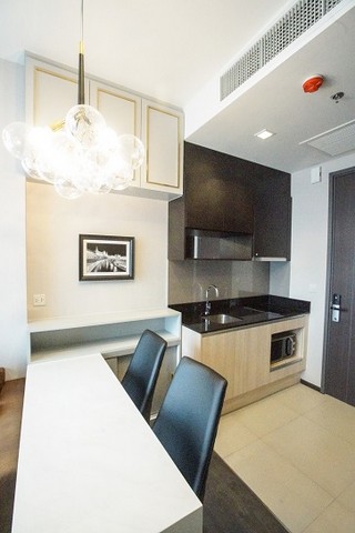 Condo for Rent in Bangkok (ใกล้ BTS อโศก) พื้นที่30ตรม. 1ห้องนอน [Edge Sukhumvit 23]