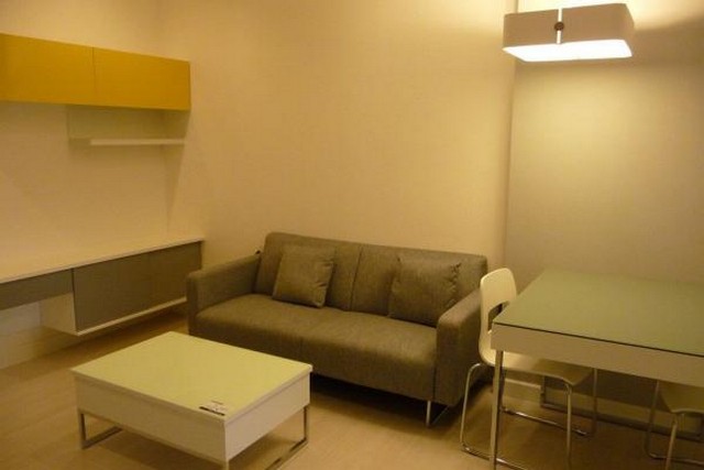 (For Rent) ให้เช่าคอนโดใกล้ MRTลาดพร้าว พื้นที่40ตรม. 1ห้องนอน [The Room Ratchada-Ladprao]