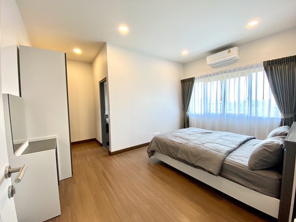 ขายบ้านเดี่ยวใหม่ The City บางนา (โครงการใหม่) หลังเมกา บางนา พร้อมตกแต่งทั้งหลัง เฟอร์ครบ โทร 085-9362647