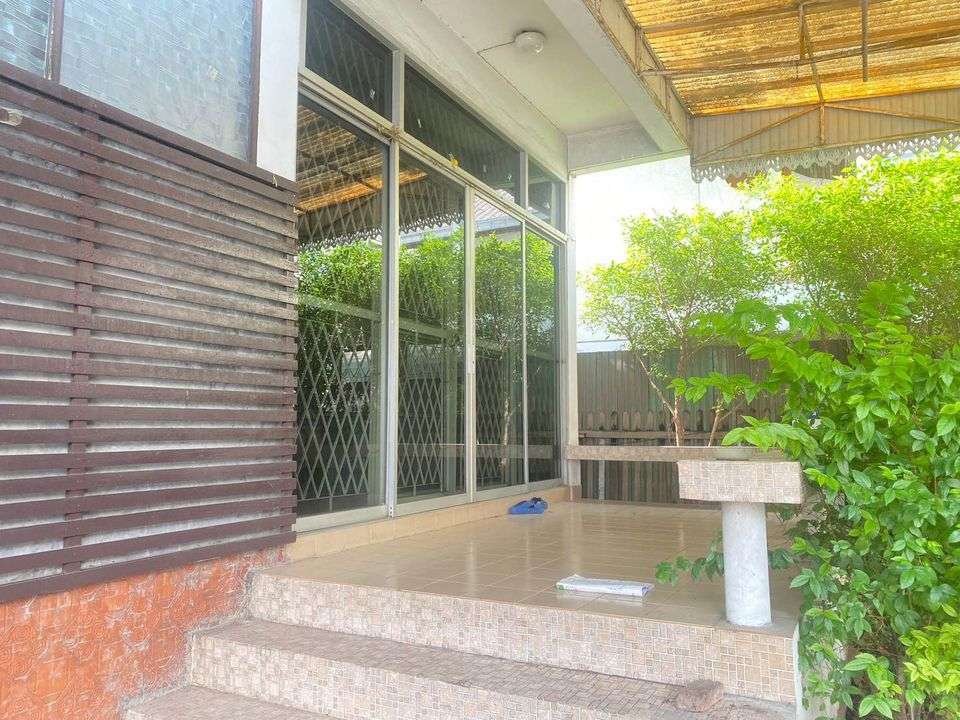 ให้เช่าบ้านเดี่ยว 2 ชั้น ซอยลาดพร้าว 34 ห้วยขวาง เหมาะทำ HomeOffice เดินทางสะดวก ใกล้ MRT รัชดาภิเษก (AH-N1313)